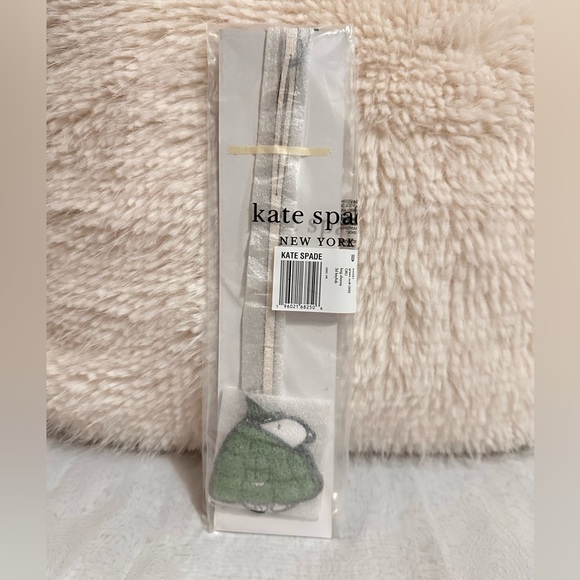 kate spade x snoopy puffer key charm (green) - Picture 2 of 8